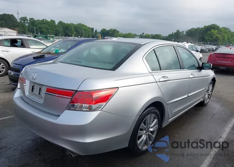 2011 Honda Accord 2.4 Ex-L z USA, uszkodzony, nr VIN 1HGCP2F89BA112201
